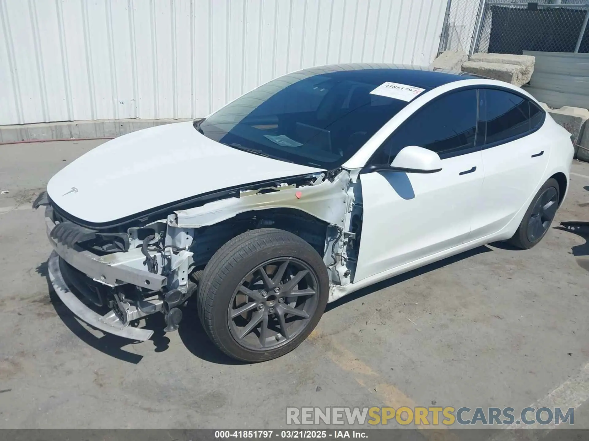 2 Photograph of a damaged car 5YJ3E1EA6PF405491 TESLA MODEL 3 2023