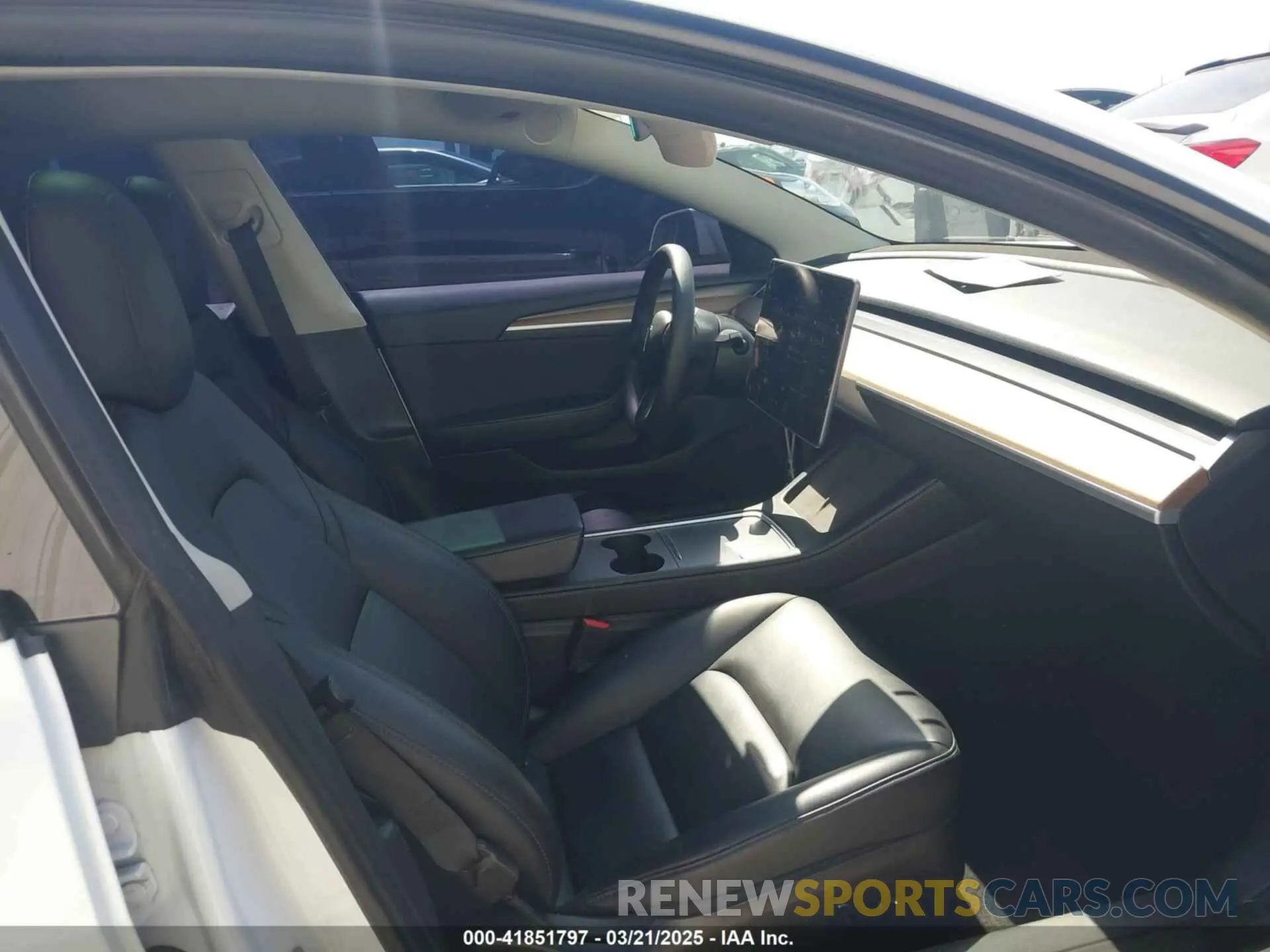 5 Photograph of a damaged car 5YJ3E1EA6PF405491 TESLA MODEL 3 2023