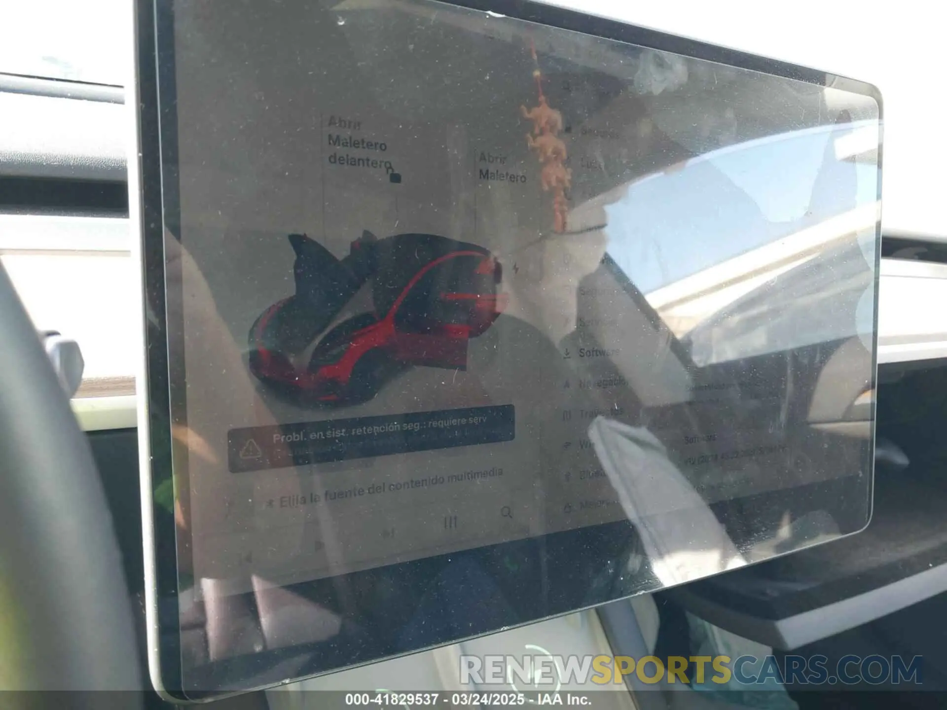 17 Photograph of a damaged car 5YJ3E1EA6PF411940 TESLA MODEL 3 2023