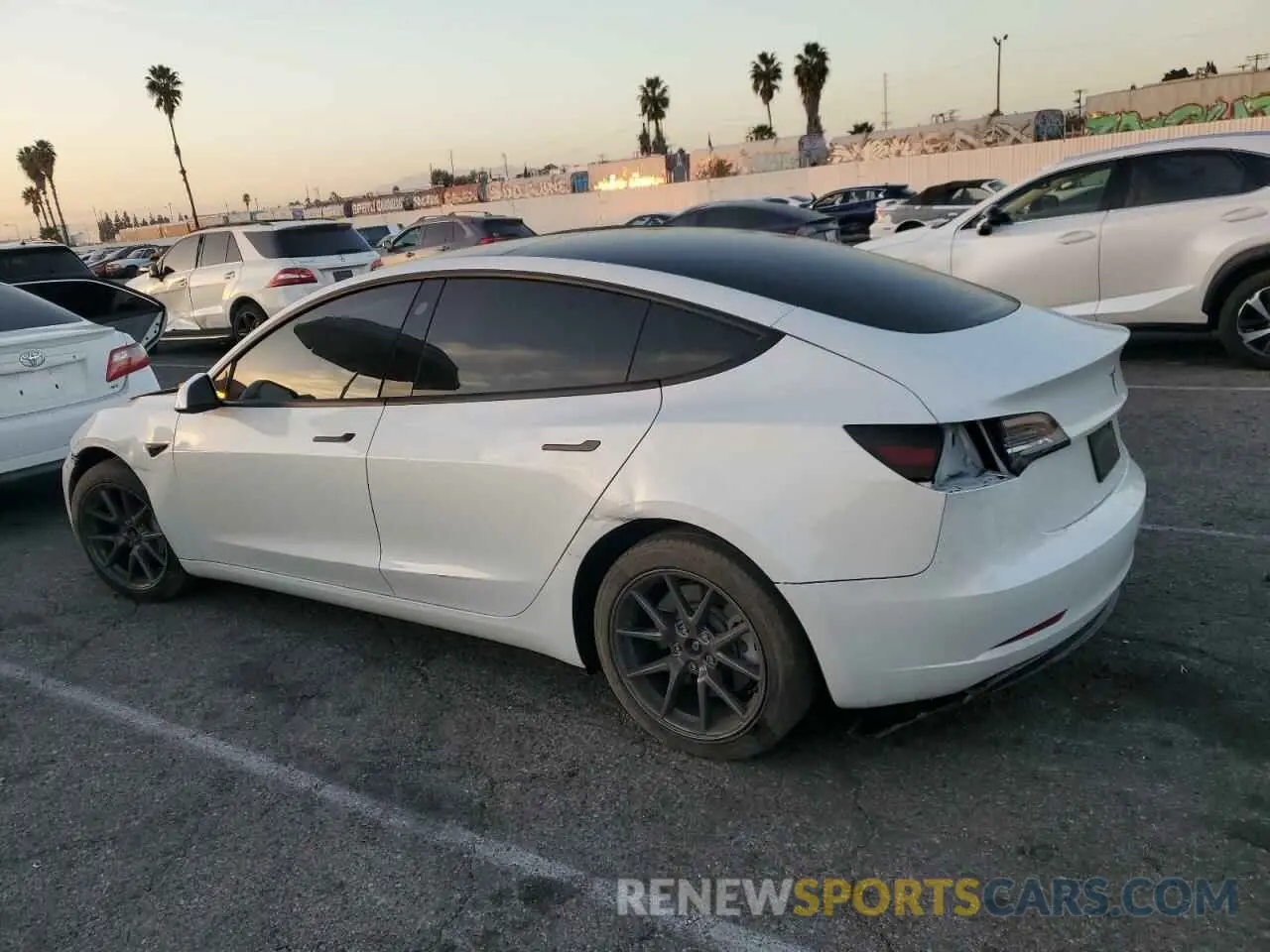 2 Photograph of a damaged car 5YJ3E1EA6PF413431 TESLA MODEL 3 2023