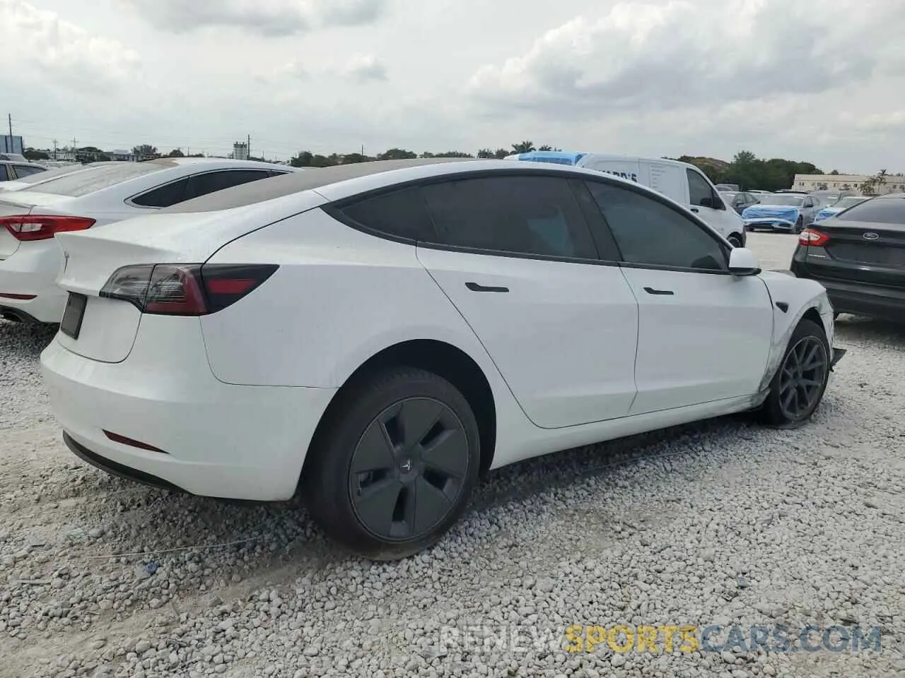 3 Photograph of a damaged car 5YJ3E1EA6PF429368 TESLA MODEL 3 2023