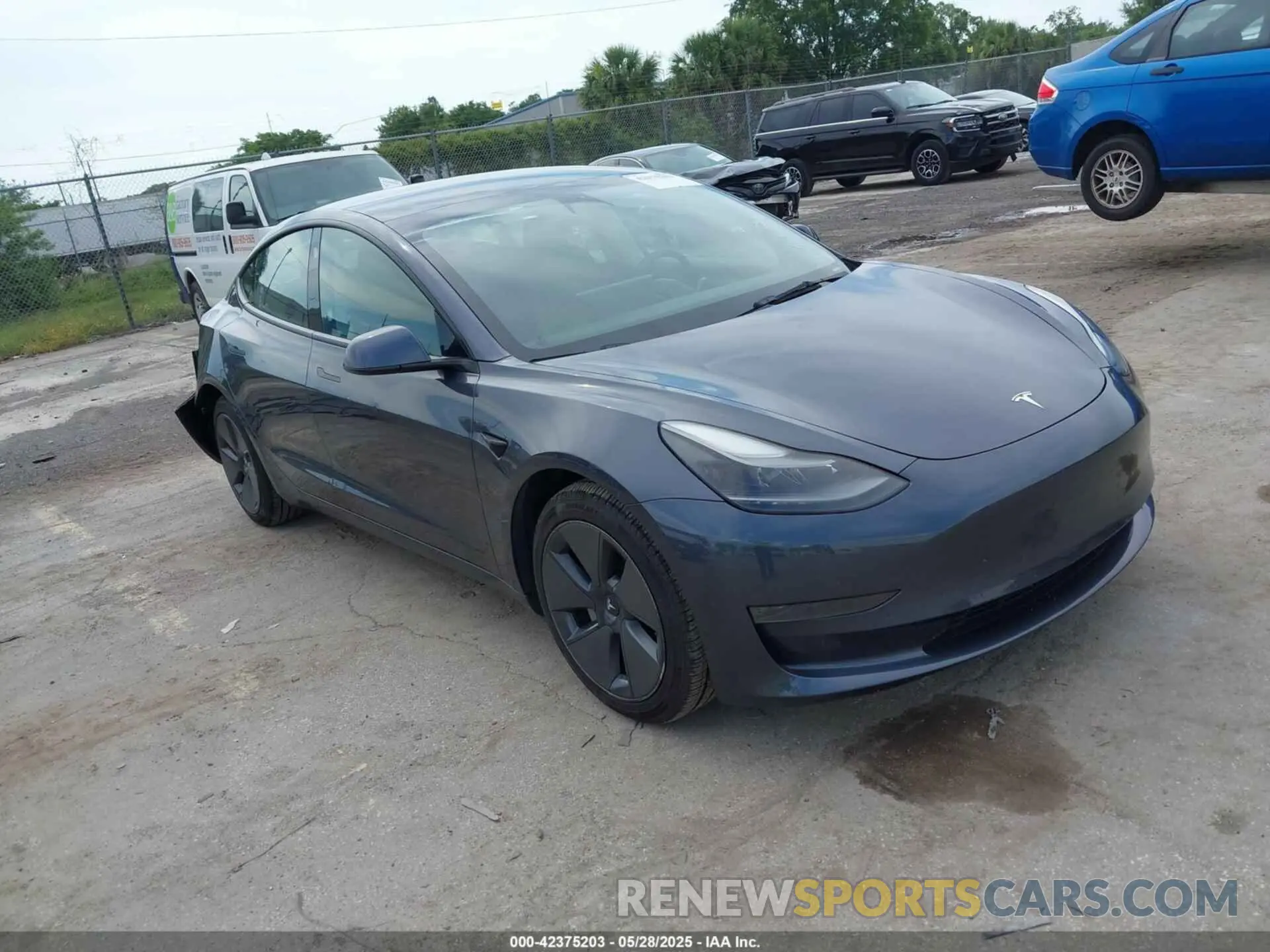 1 Photograph of a damaged car 5YJ3E1EA6PF435672 TESLA MODEL 3 2023
