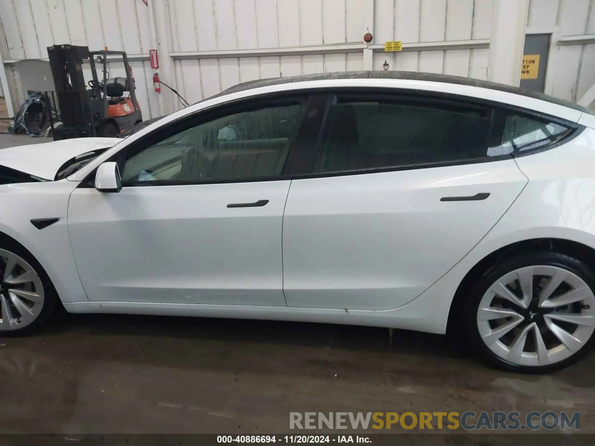 15 Photograph of a damaged car 5YJ3E1EA6PF435767 TESLA MODEL 3 2023