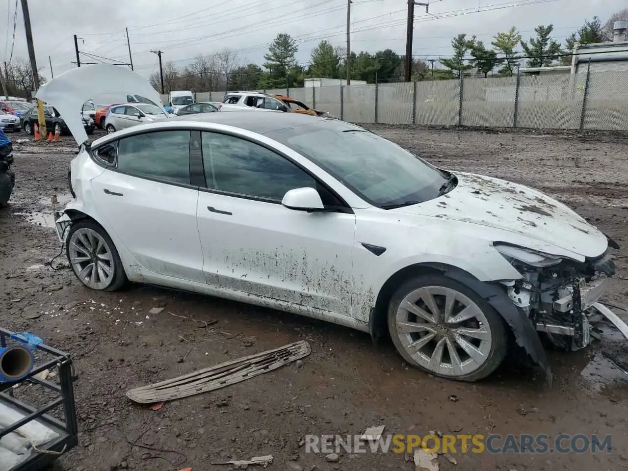 4 Photograph of a damaged car 5YJ3E1EA6PF449703 TESLA MODEL 3 2023