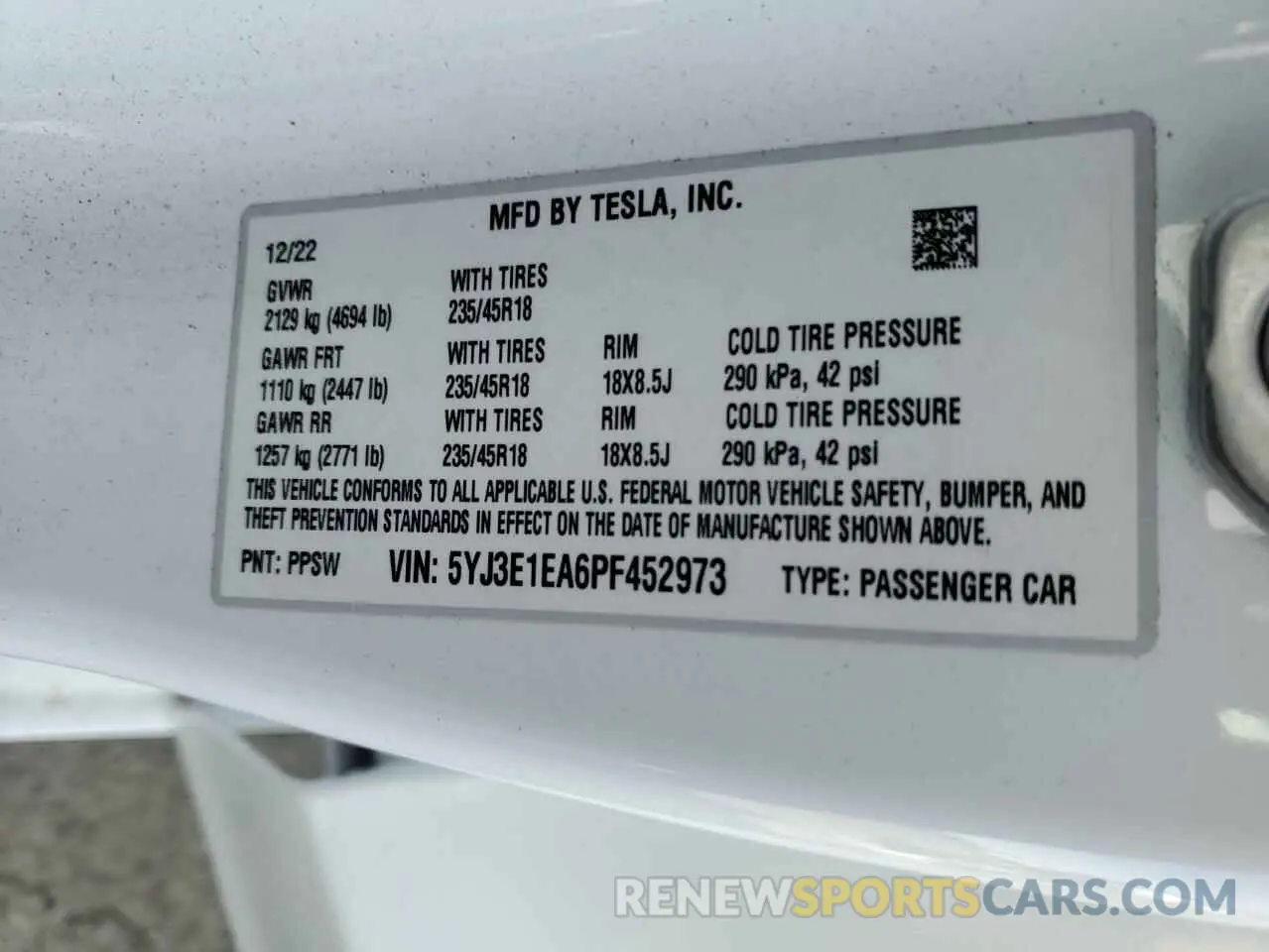 13 Photograph of a damaged car 5YJ3E1EA6PF452973 TESLA MODEL 3 2023