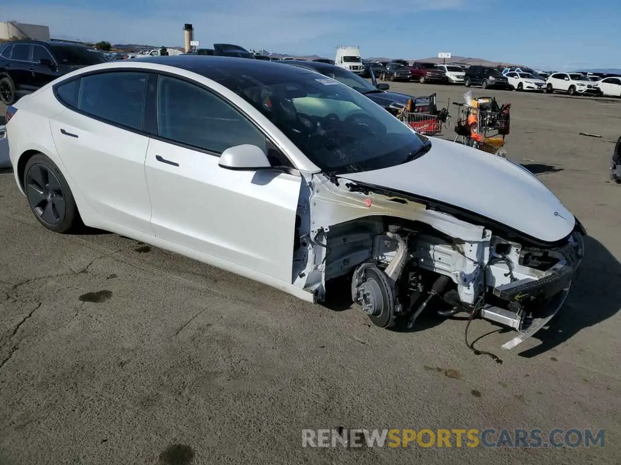 4 Photograph of a damaged car 5YJ3E1EA6PF452973 TESLA MODEL 3 2023