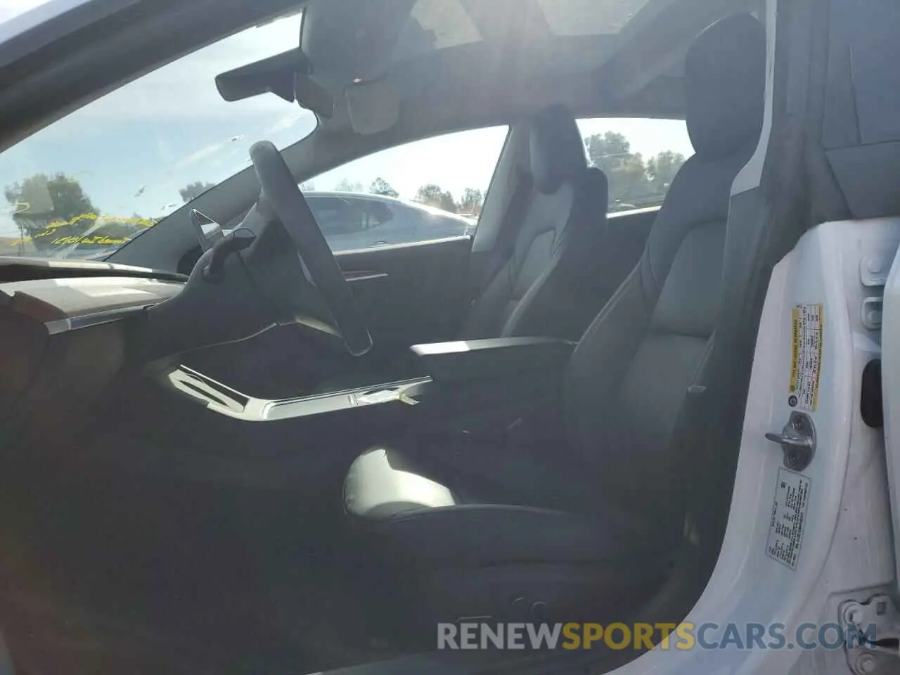 7 Photograph of a damaged car 5YJ3E1EA6PF452973 TESLA MODEL 3 2023