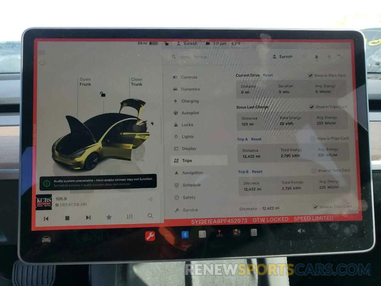 9 Photograph of a damaged car 5YJ3E1EA6PF452973 TESLA MODEL 3 2023