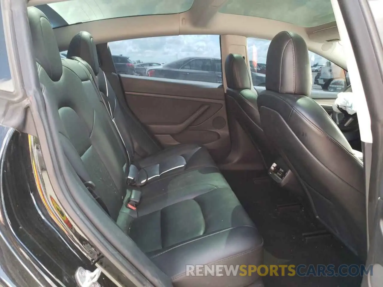 10 Photograph of a damaged car 5YJ3E1EA6PF454254 TESLA MODEL 3 2023