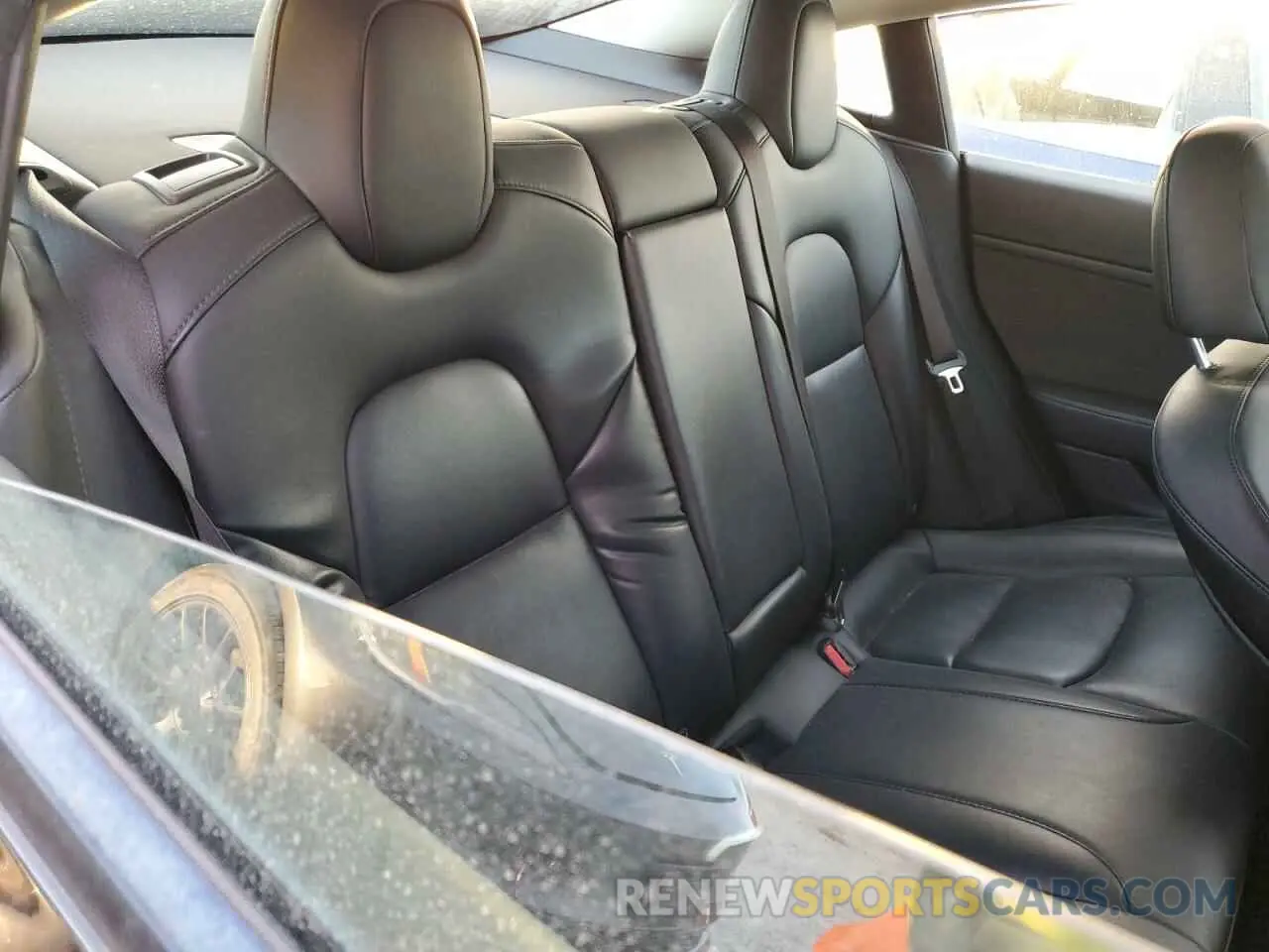 10 Photograph of a damaged car 5YJ3E1EA6PF457123 TESLA MODEL 3 2023