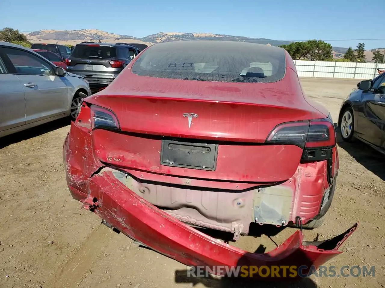 6 Photograph of a damaged car 5YJ3E1EA6PF460491 TESLA MODEL 3 2023