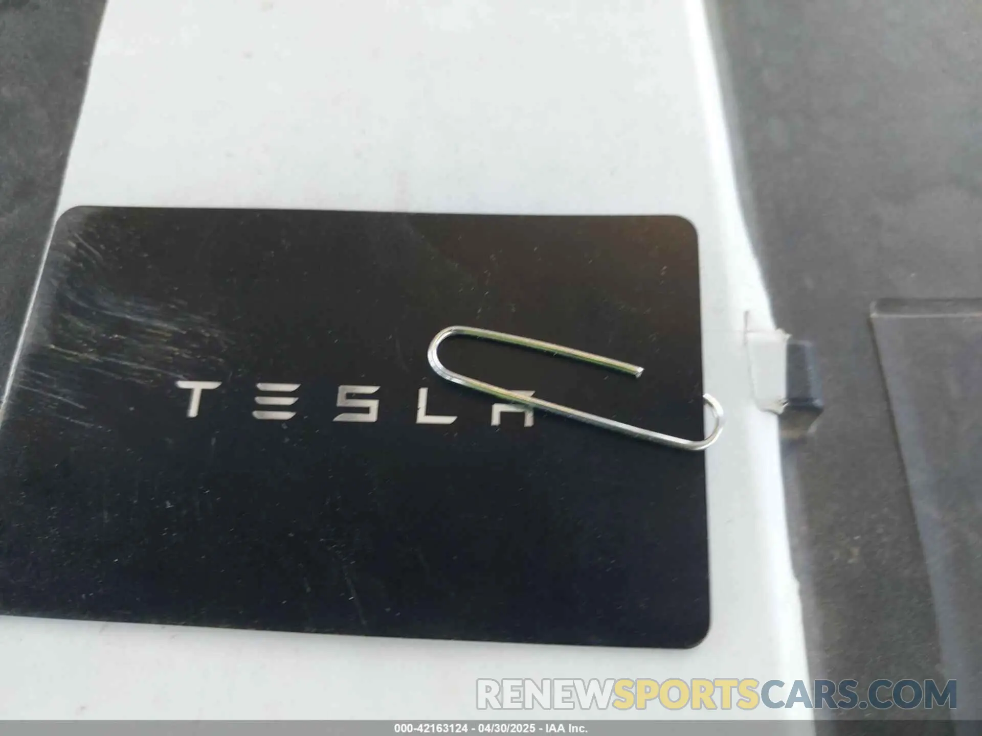 11 Photograph of a damaged car 5YJ3E1EA6PF472978 TESLA MODEL 3 2023