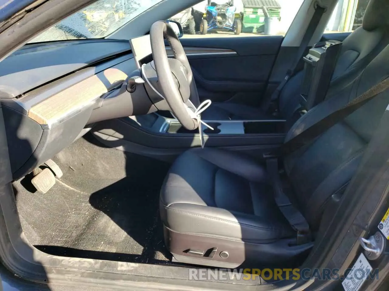 7 Photograph of a damaged car 5YJ3E1EA6PF473256 TESLA MODEL 3 2023