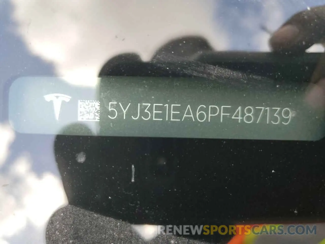 13 Photograph of a damaged car 5YJ3E1EA6PF487139 TESLA MODEL 3 2023