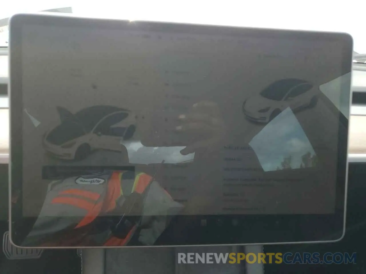 9 Photograph of a damaged car 5YJ3E1EA6PF487139 TESLA MODEL 3 2023