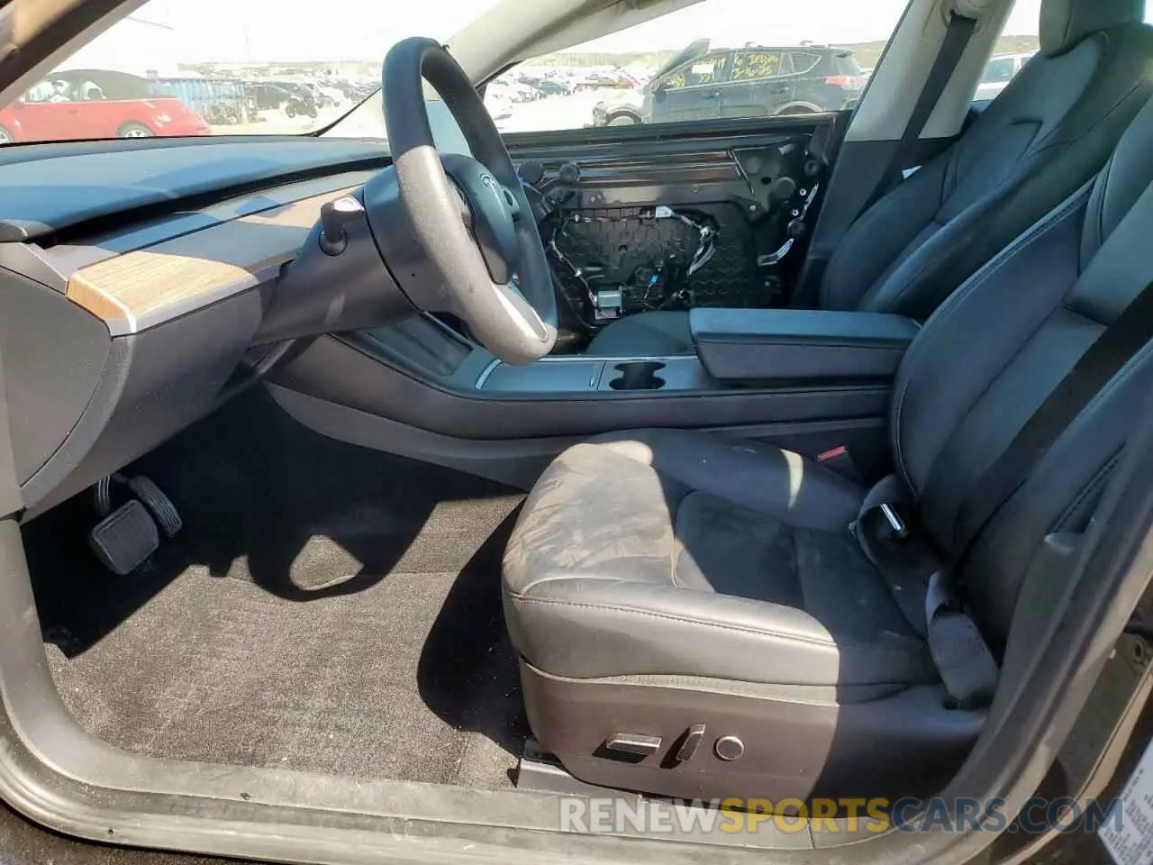 7 Photograph of a damaged car 5YJ3E1EA6PF491739 TESLA MODEL 3 2023