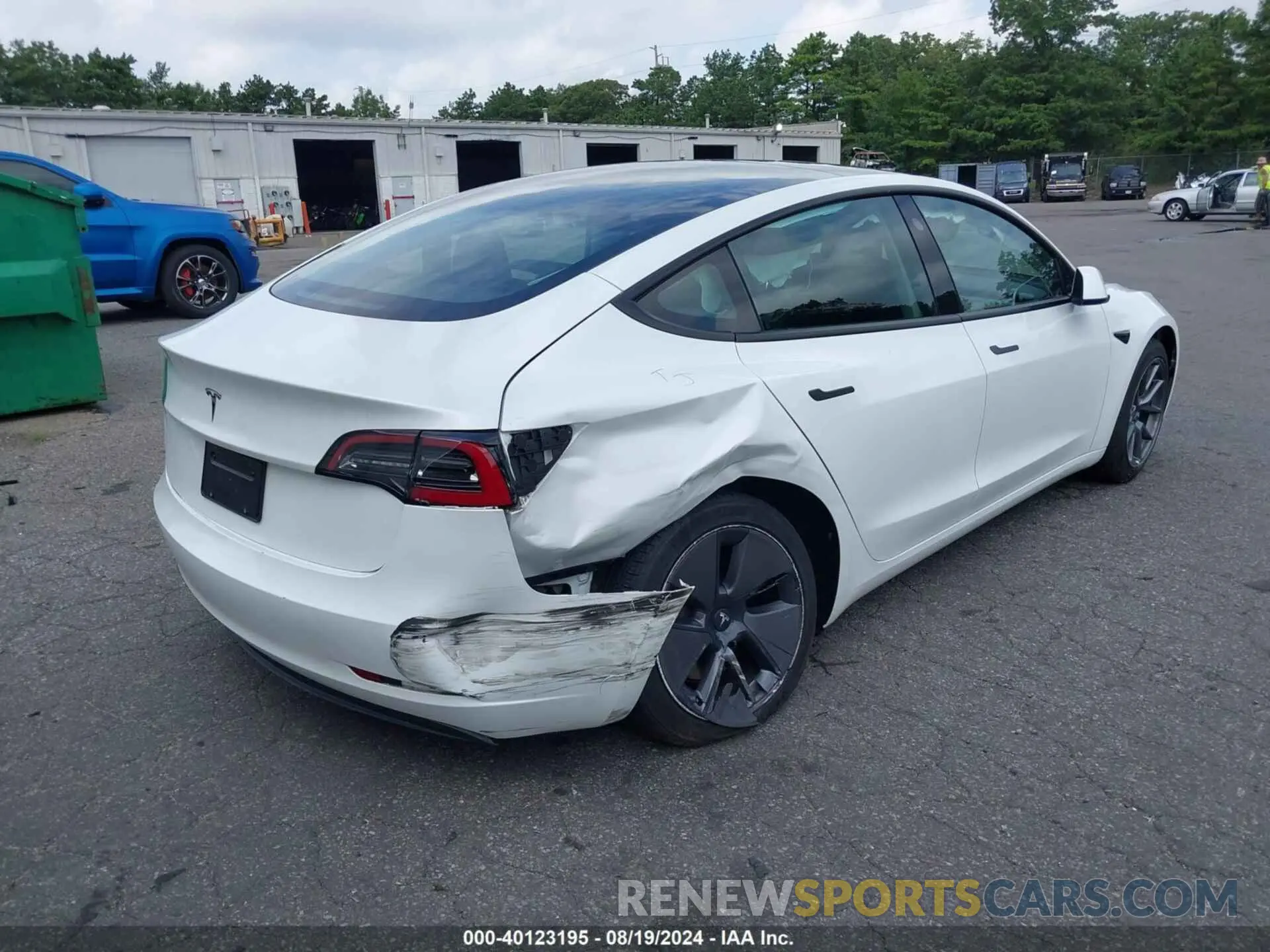 4 Photograph of a damaged car 5YJ3E1EA6PF509527 TESLA MODEL 3 2023