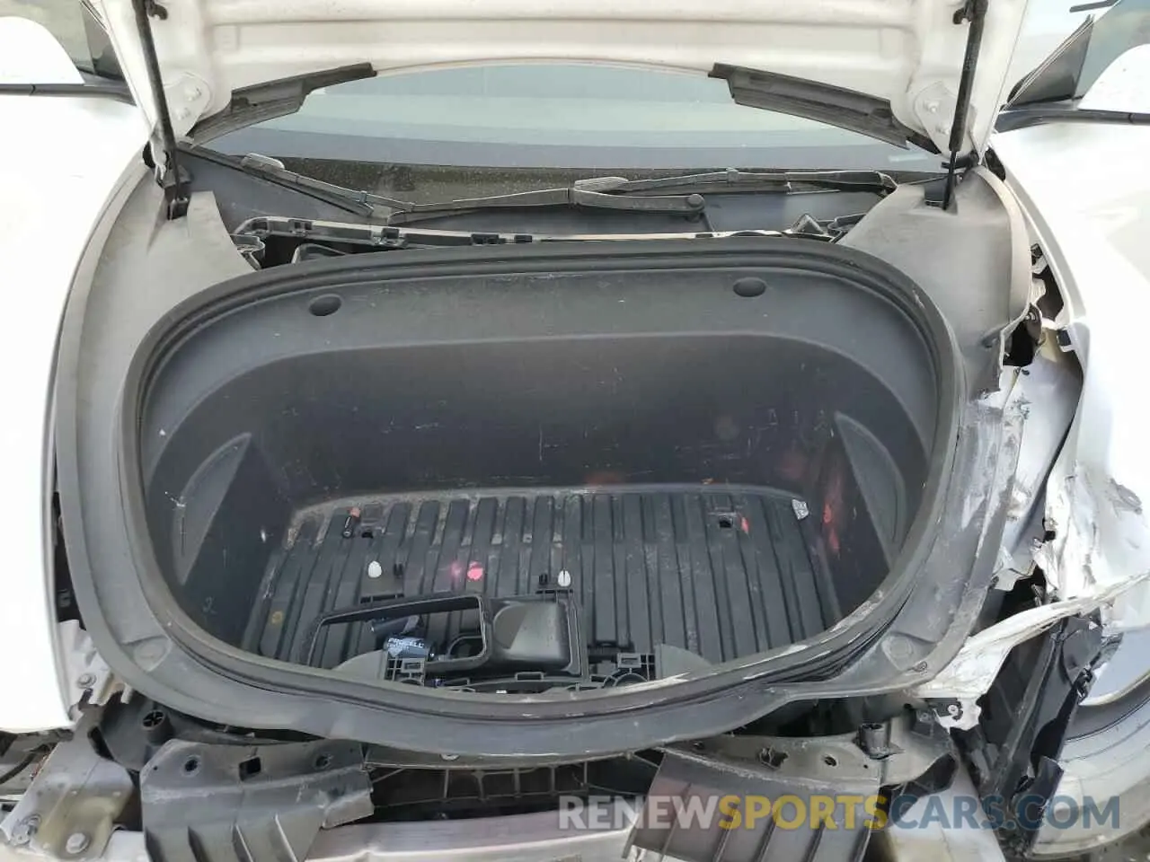 11 Photograph of a damaged car 5YJ3E1EA6PF510323 TESLA MODEL 3 2023