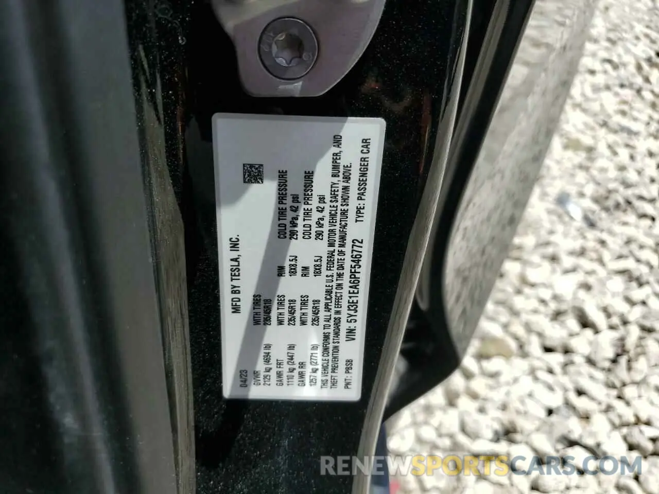 12 Photograph of a damaged car 5YJ3E1EA6PF546772 TESLA MODEL 3 2023