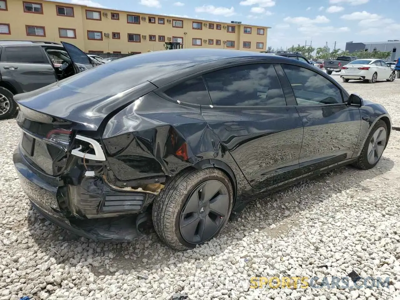 3 Photograph of a damaged car 5YJ3E1EA6PF546772 TESLA MODEL 3 2023
