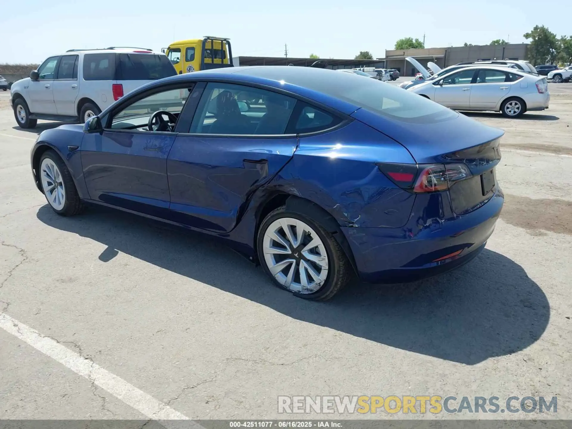 3 Photograph of a damaged car 5YJ3E1EA6PF547209 TESLA MODEL 3 2023
