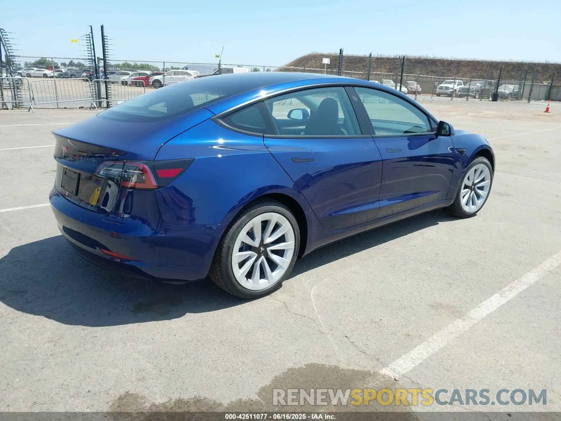 4 Photograph of a damaged car 5YJ3E1EA6PF547209 TESLA MODEL 3 2023