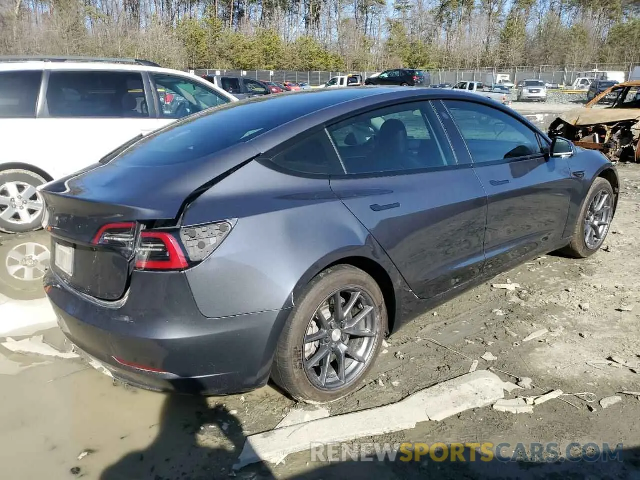 3 Photograph of a damaged car 5YJ3E1EA6PF548229 TESLA MODEL 3 2023