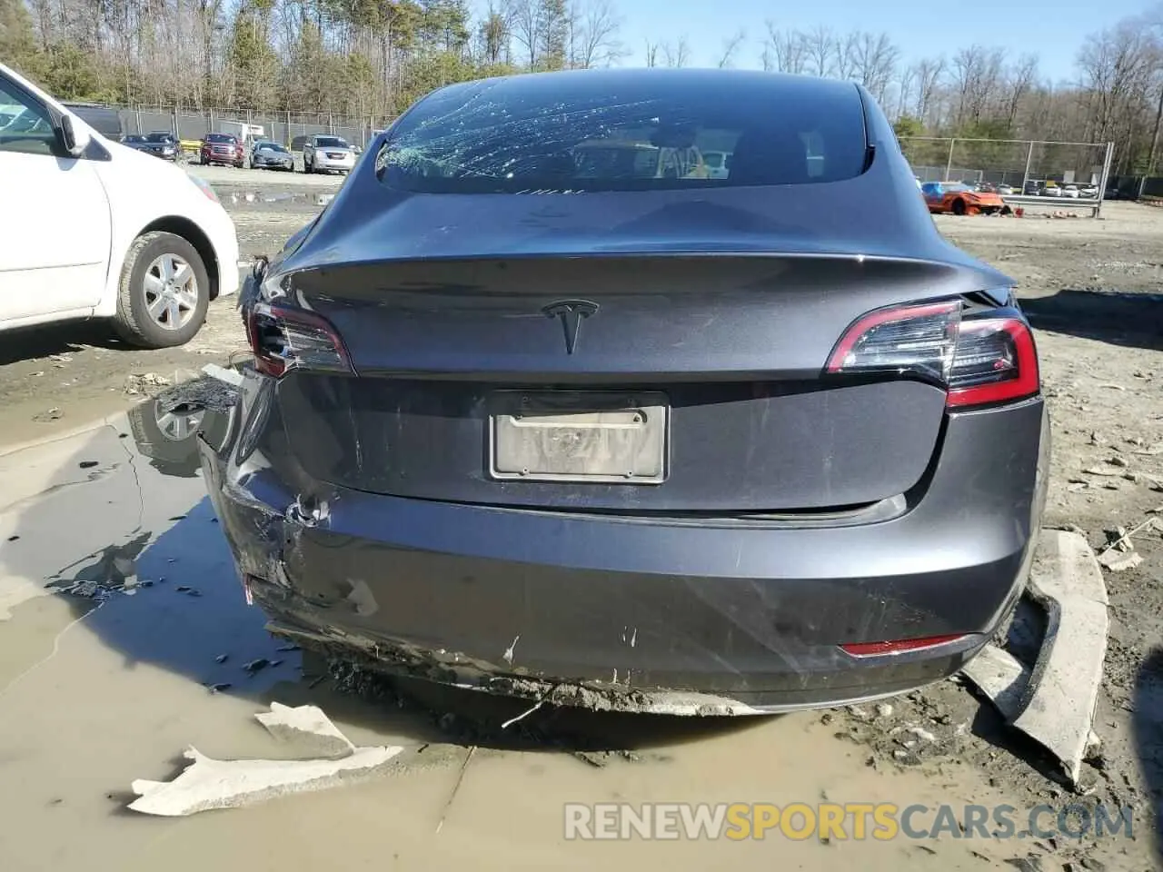 6 Photograph of a damaged car 5YJ3E1EA6PF548229 TESLA MODEL 3 2023