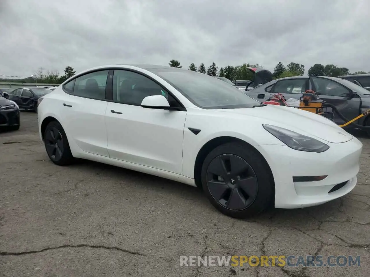 4 Photograph of a damaged car 5YJ3E1EA6PF549820 TESLA MODEL 3 2023