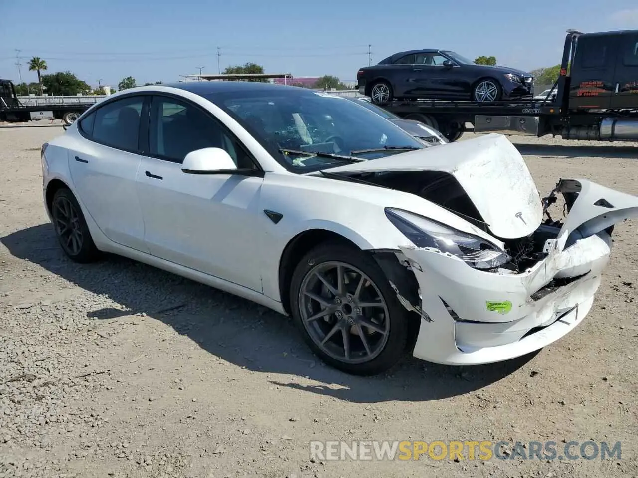 4 Photograph of a damaged car 5YJ3E1EA6PF555116 TESLA MODEL 3 2023