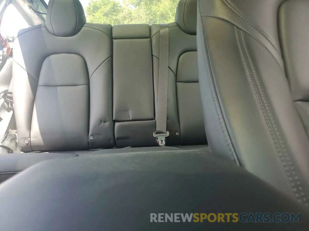 10 Photograph of a damaged car 5YJ3E1EA6PF558369 TESLA MODEL 3 2023