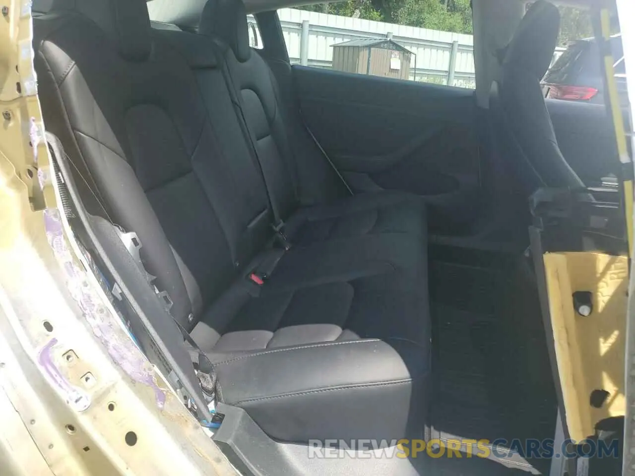 11 Photograph of a damaged car 5YJ3E1EA6PF558369 TESLA MODEL 3 2023