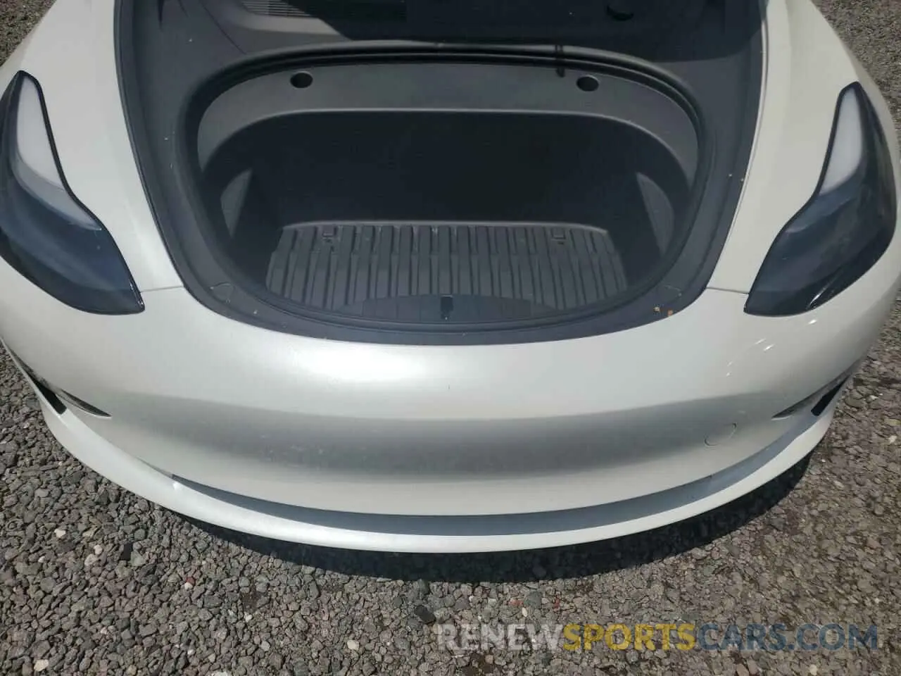 12 Photograph of a damaged car 5YJ3E1EA6PF558369 TESLA MODEL 3 2023