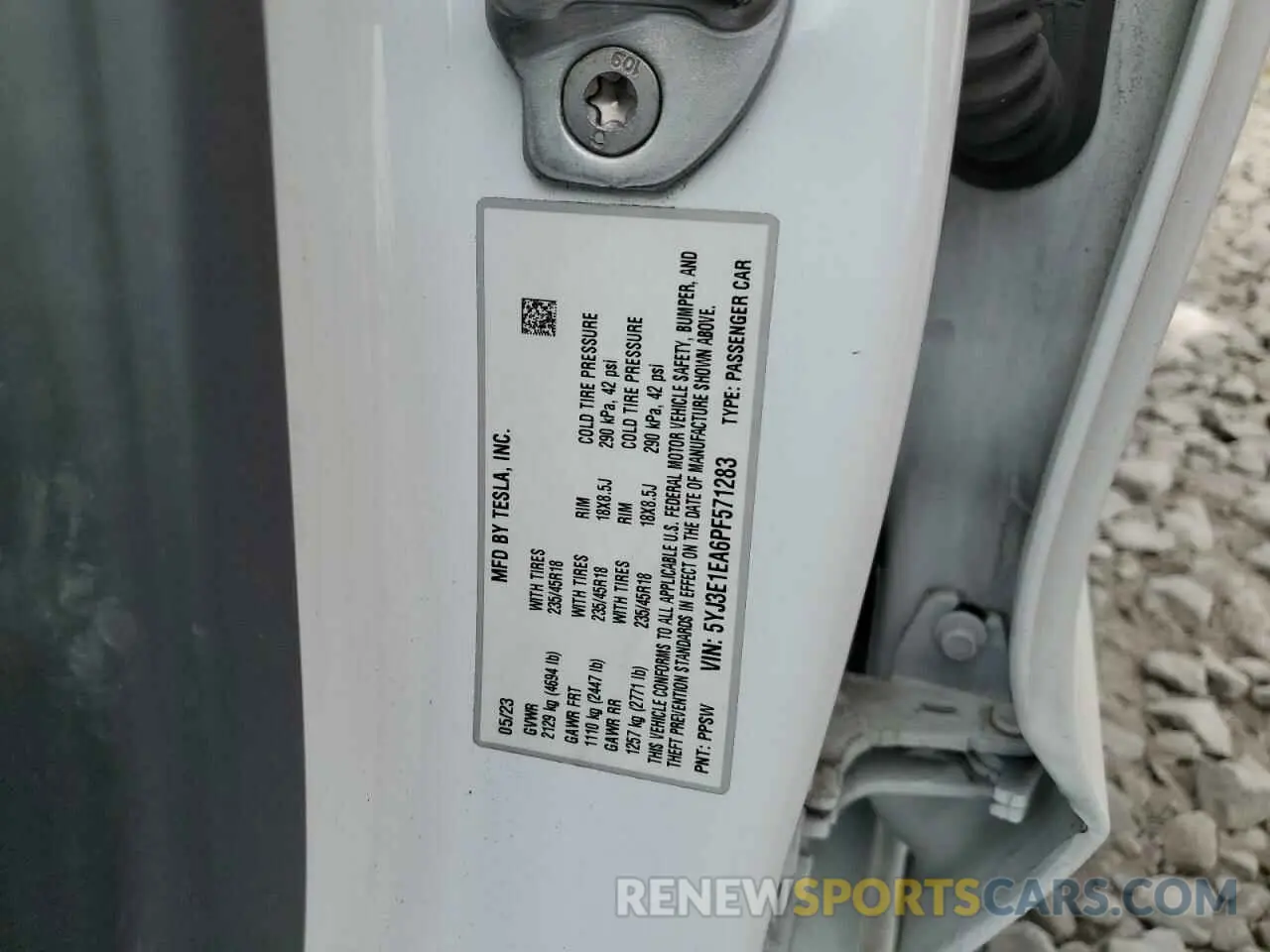12 Photograph of a damaged car 5YJ3E1EA6PF571283 TESLA MODEL 3 2023