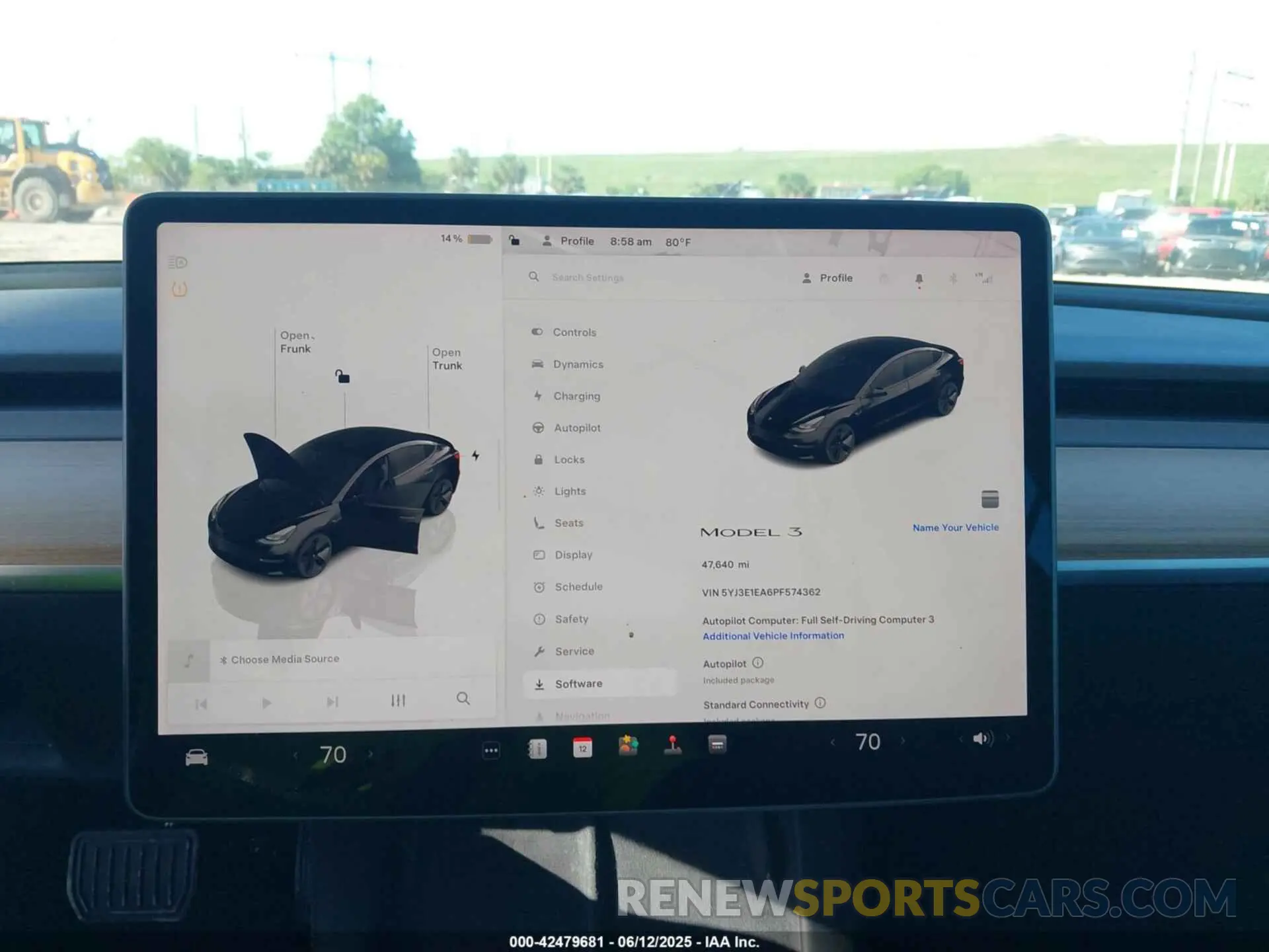 18 Photograph of a damaged car 5YJ3E1EA6PF574362 TESLA MODEL 3 2023