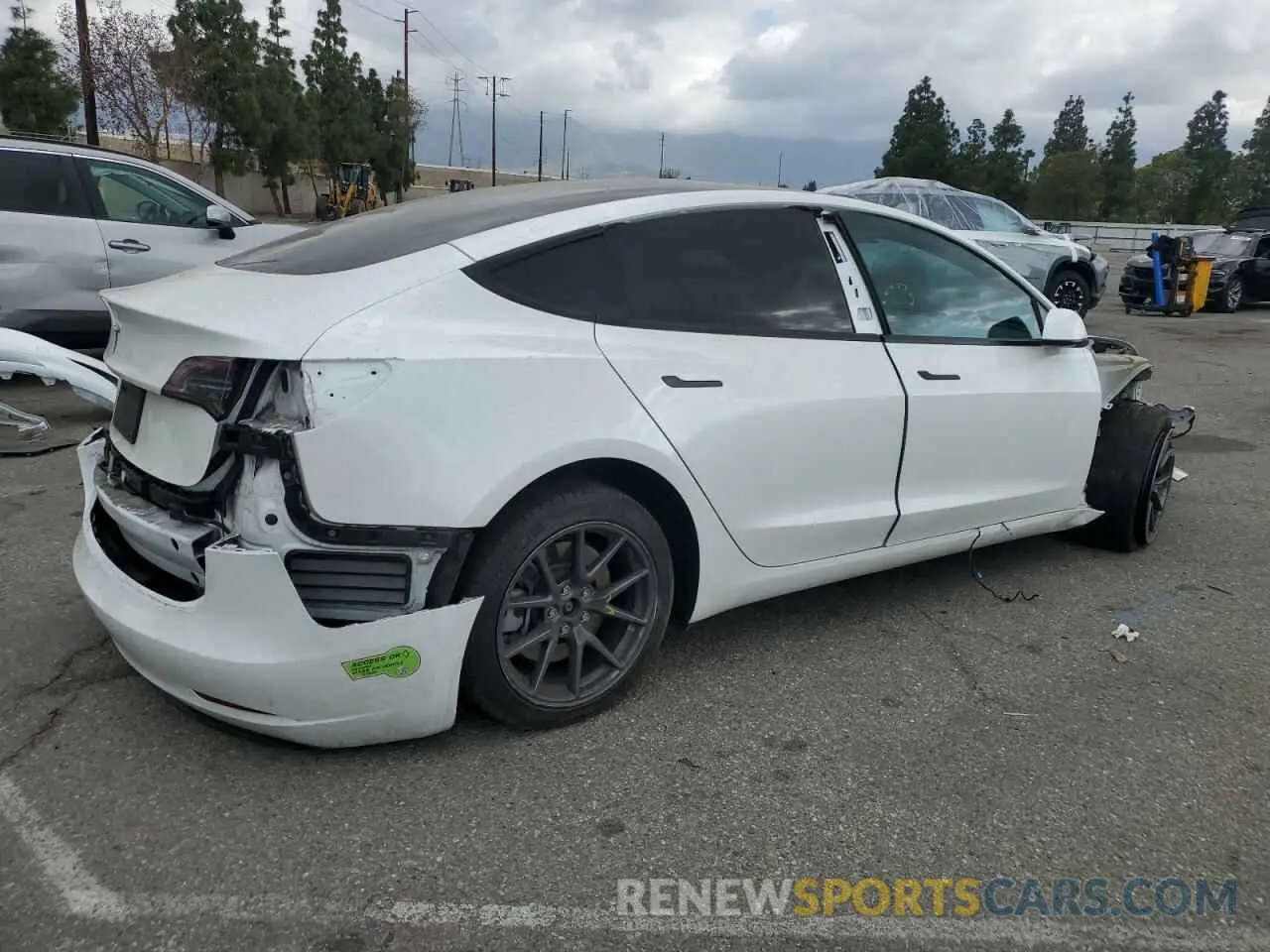 3 Photograph of a damaged car 5YJ3E1EA6PF580355 TESLA MODEL 3 2023
