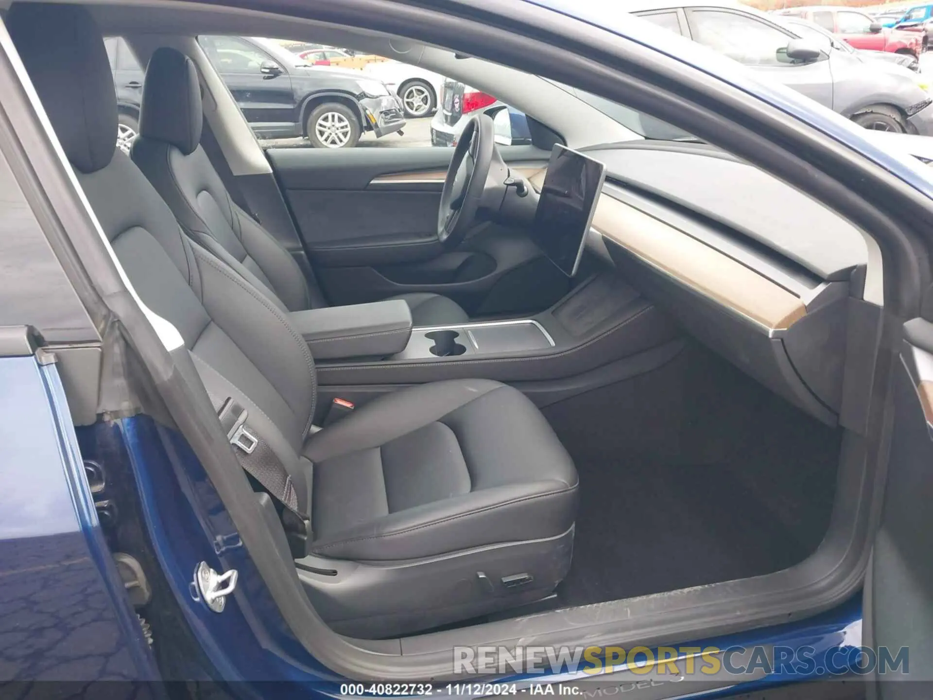 5 Photograph of a damaged car 5YJ3E1EA6PF590450 TESLA MODEL 3 2023