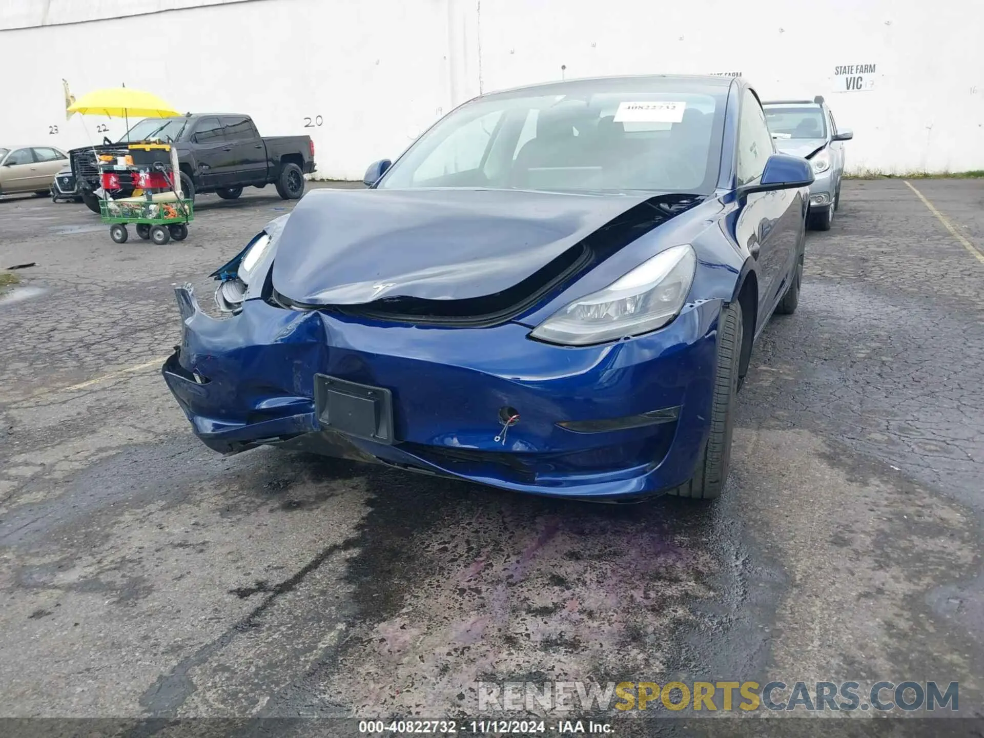 6 Photograph of a damaged car 5YJ3E1EA6PF590450 TESLA MODEL 3 2023