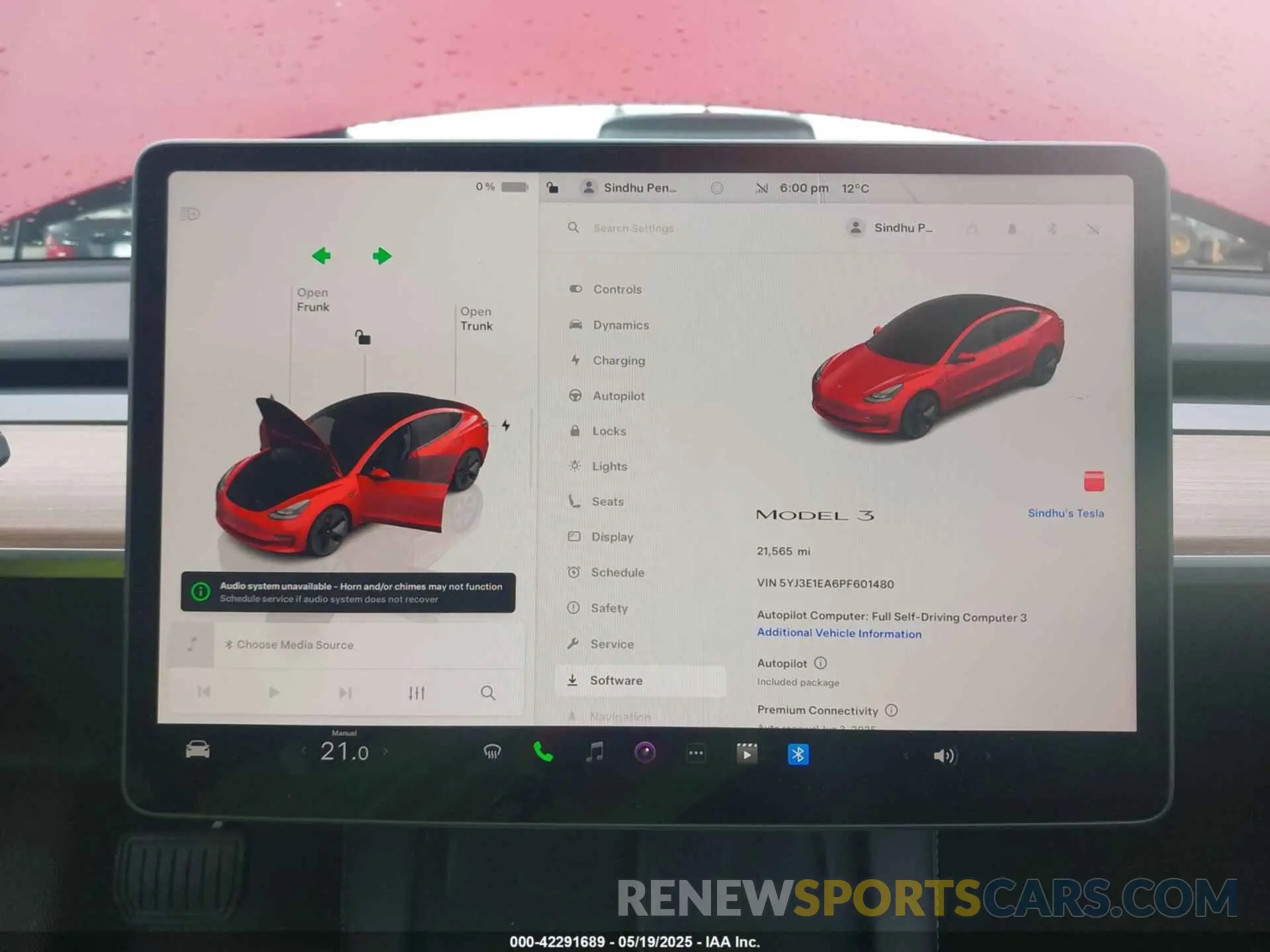 17 Photograph of a damaged car 5YJ3E1EA6PF601480 TESLA MODEL 3 2023