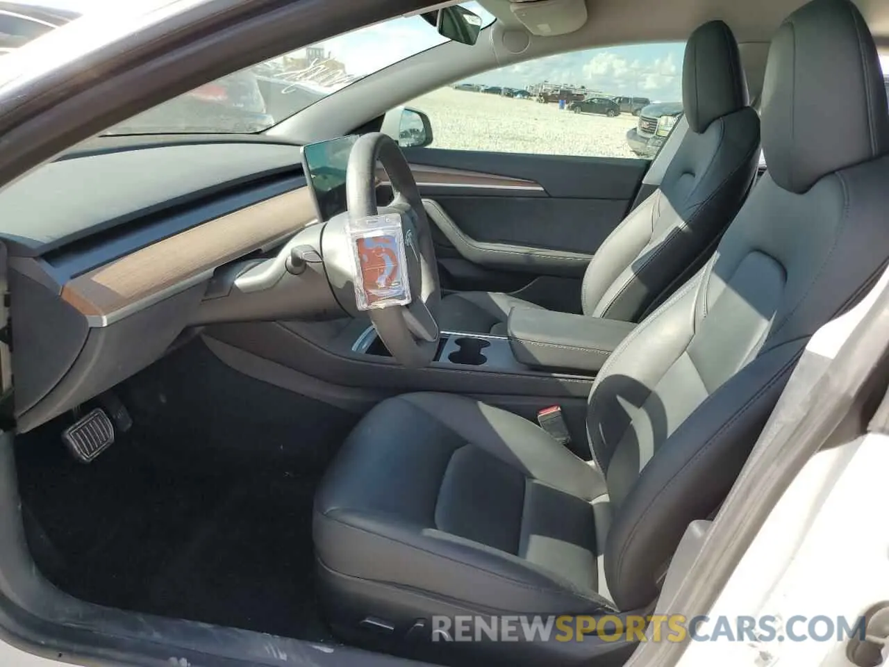 7 Photograph of a damaged car 5YJ3E1EA6PF601947 TESLA MODEL 3 2023