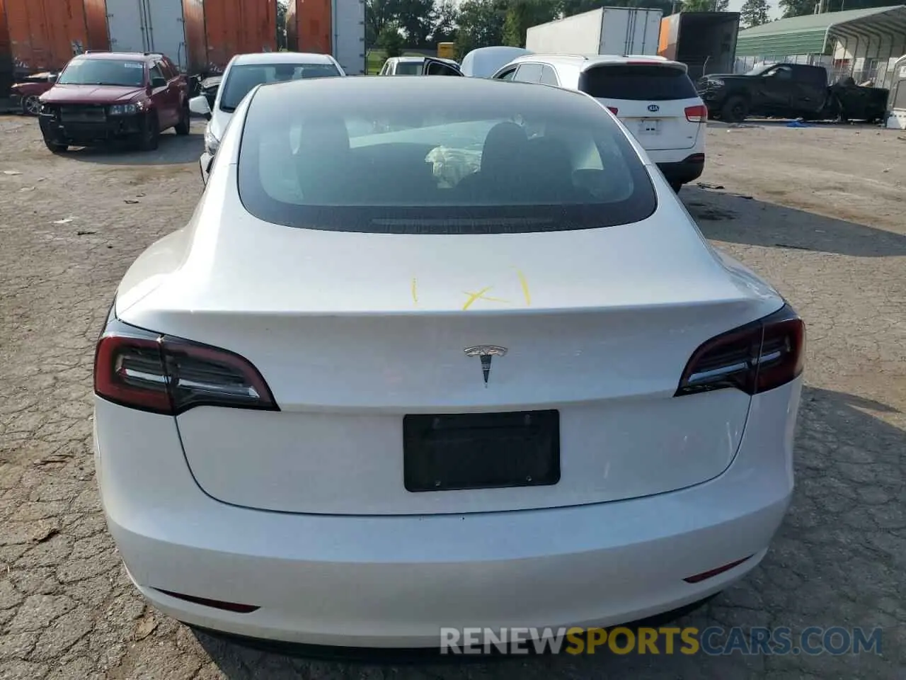 6 Photograph of a damaged car 5YJ3E1EA6PF602712 TESLA MODEL 3 2023