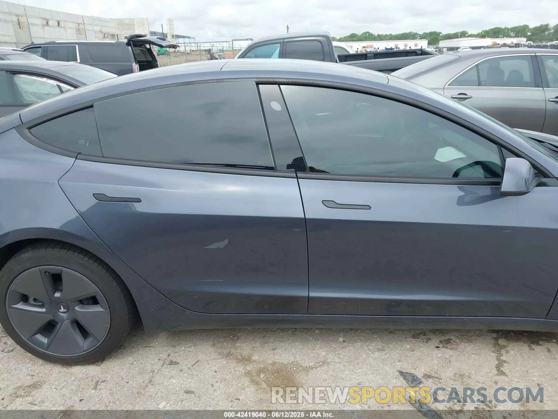 12 Photograph of a damaged car 5YJ3E1EA6PF618263 TESLA MODEL 3 2023