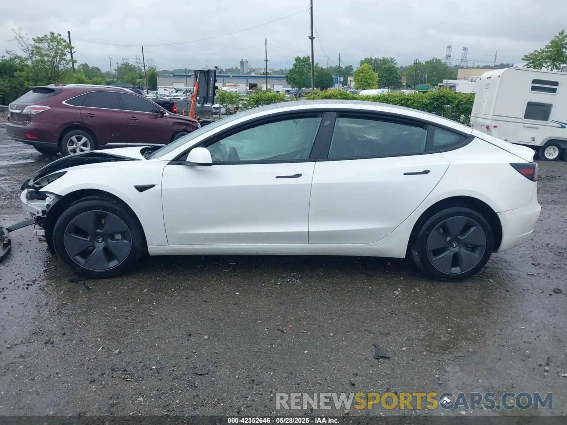 13 Photograph of a damaged car 5YJ3E1EA6PF625164 TESLA MODEL 3 2023
