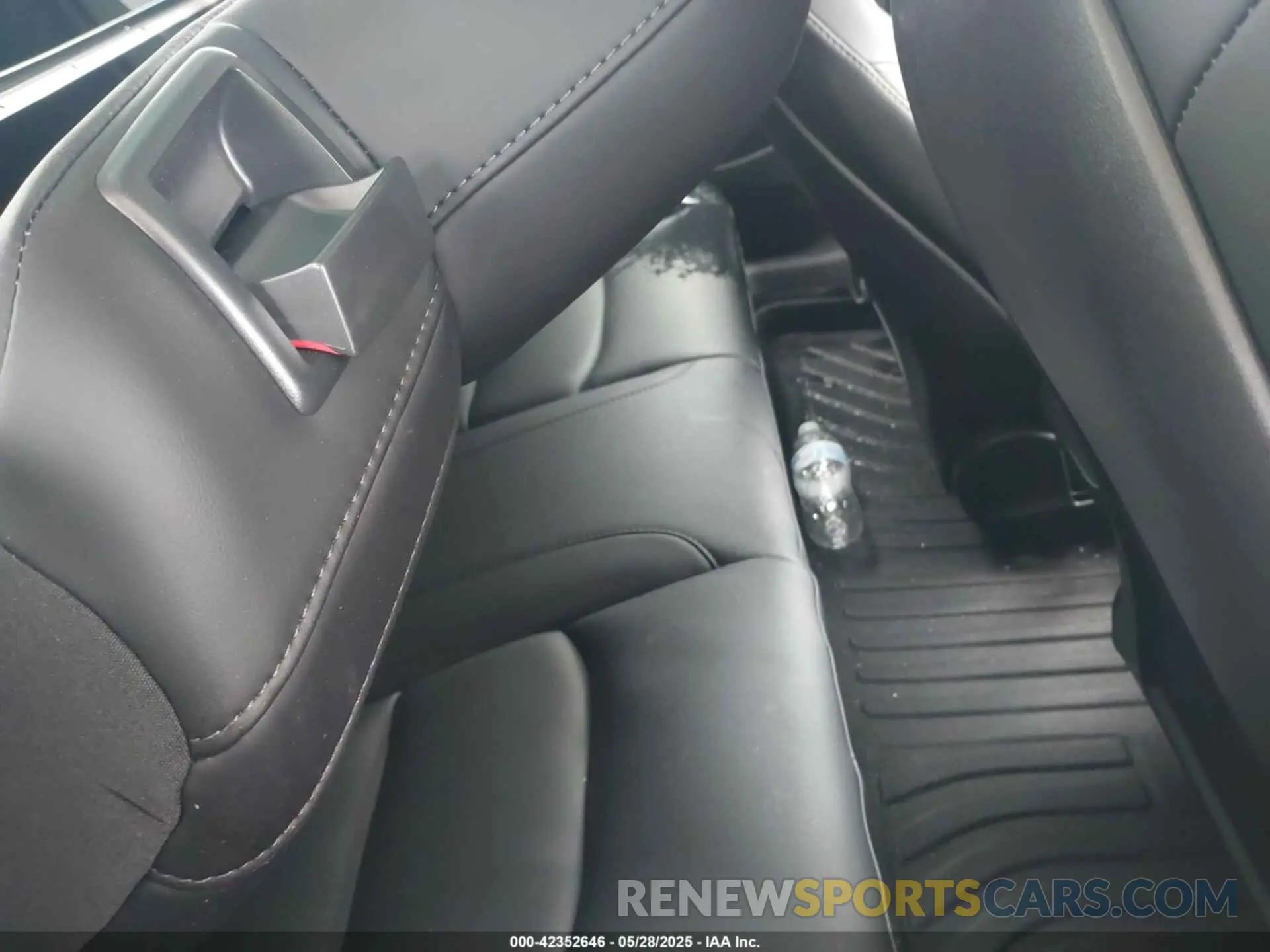 8 Photograph of a damaged car 5YJ3E1EA6PF625164 TESLA MODEL 3 2023
