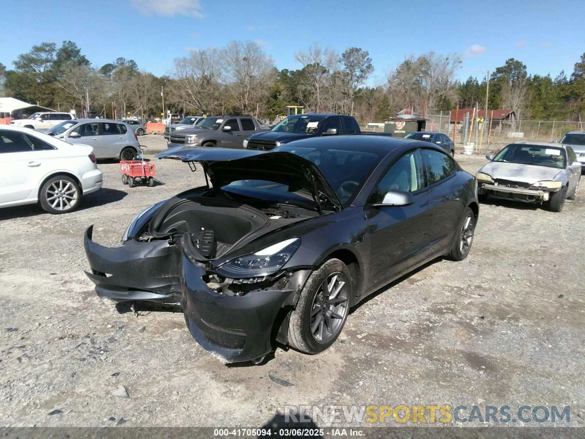 2 Photograph of a damaged car 5YJ3E1EA6PF667625 TESLA MODEL 3 2023