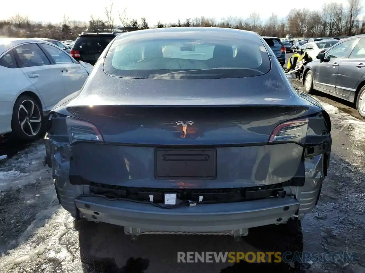 6 Photograph of a damaged car 5YJ3E1EA6PF680567 TESLA MODEL 3 2023