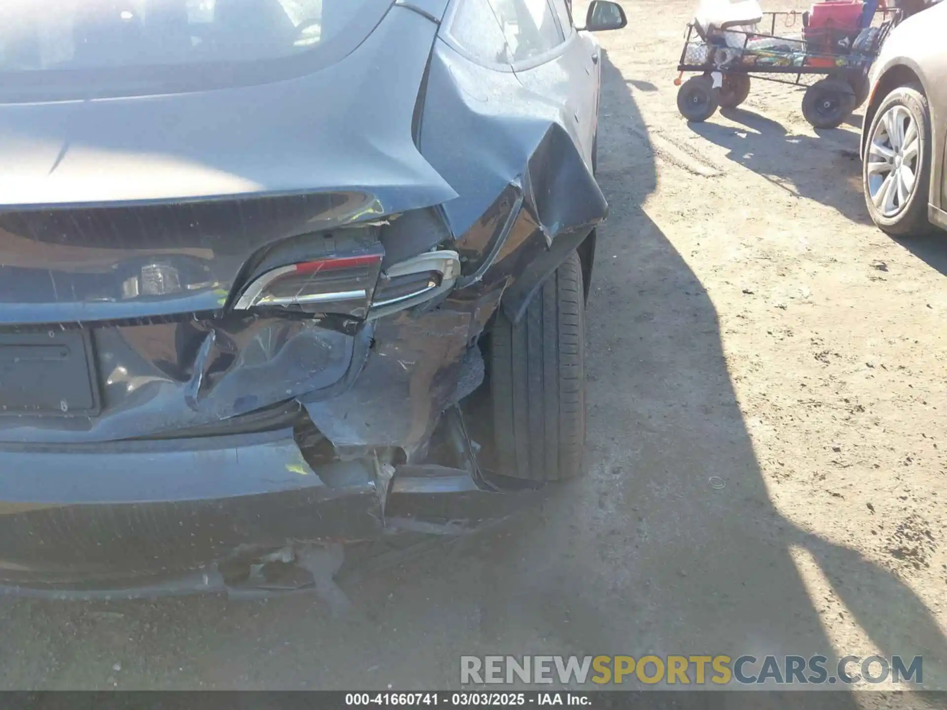 20 Photograph of a damaged car 5YJ3E1EA6PF682173 TESLA MODEL 3 2023