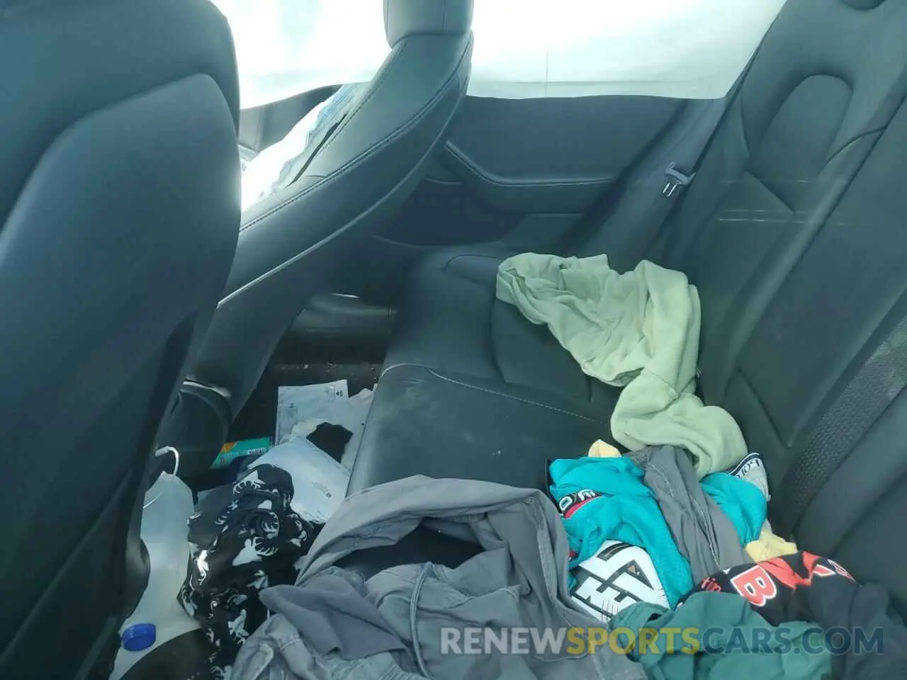10 Photograph of a damaged car 5YJ3E1EA6PF690161 TESLA MODEL 3 2023