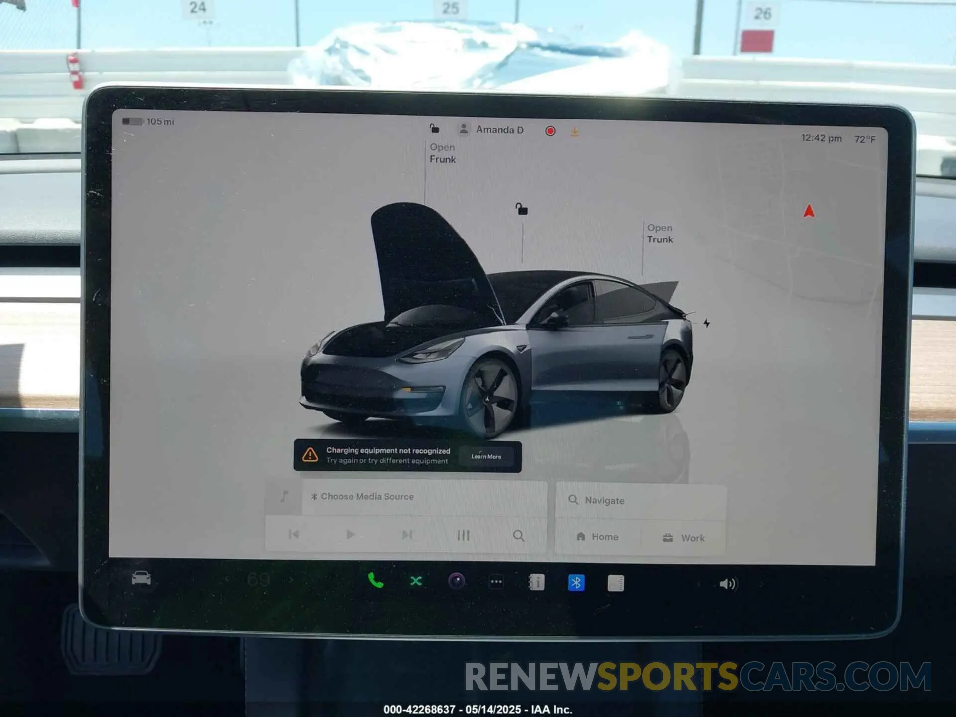 18 Photograph of a damaged car 5YJ3E1EA6PF694419 TESLA MODEL 3 2023