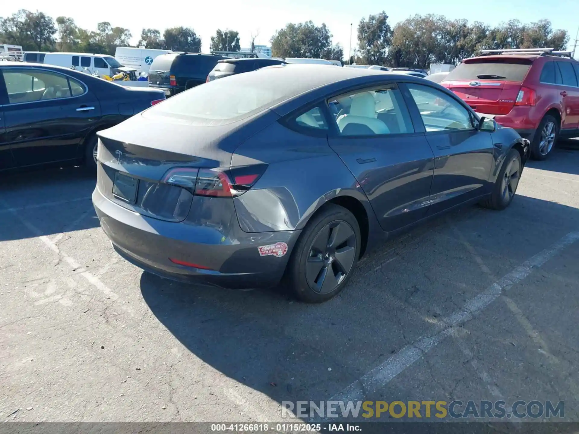 4 Photograph of a damaged car 5YJ3E1EA6PF698583 TESLA MODEL 3 2023